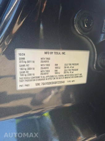 2025 Tesla Model Y Long Range - miniatura 2