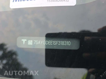 2025 Tesla Model Y Long Range - miniatura 2