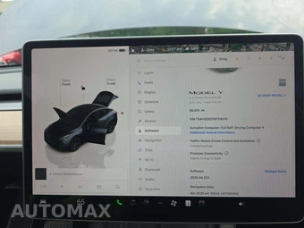 2025 Tesla Model Y Long Range - miniatura 6