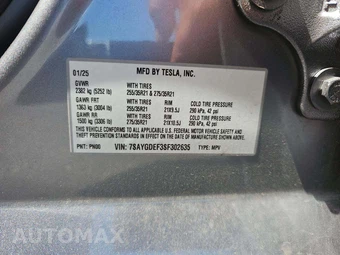 2025 Tesla Model Y Performance – miniatura 2
