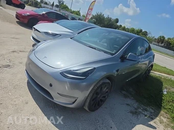 2025 Tesla Model Y Performance
