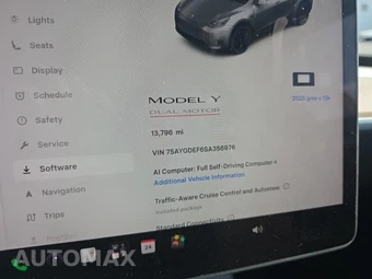 2025 Tesla Model Y Performance - miniatura 15
