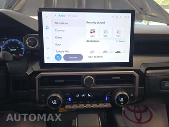 2025 Toyota 4Runner i-FORCE MAX Limited - miniatura 10