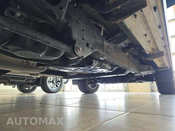 2025 Toyota 4Runner i-FORCE MAX Limited - miniatura 17