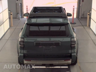 2025 Toyota 4Runner i-FORCE MAX Trailhunter - miniatura 5