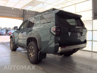 2025 Toyota 4Runner i-FORCE MAX Trailhunter - miniatura 6