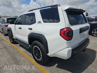 2025 Toyota 4Runner i-FORCE MAX TRD Off-Road - miniatura 6