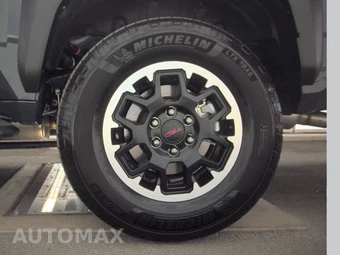 2025 Toyota 4Runner i-FORCE MAX TRD Off-Road - miniatura 12