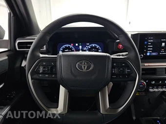 2025 Toyota 4Runner i-FORCE MAX TRD Off-Road - miniatura 10