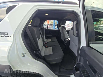 2025 Toyota 4Runner i-FORCE MAX TRD Off-Road - miniatura 13