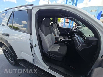 2025 Toyota 4Runner i-FORCE MAX TRD Off-Road - miniatura 15