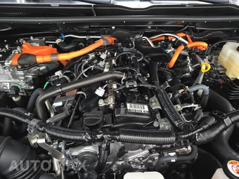 2025 Toyota 4Runner i-FORCE MAX TRD Off-Road Premium - miniatura 15