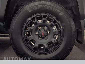 2025 Toyota 4Runner i-FORCE MAX TRD Off-Road Premium - miniatura 12