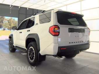 2025 Toyota 4Runner i-FORCE MAX TRD Off-Road Premium - miniatura 2