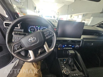 2025 Toyota 4Runner i-FORCE MAX TRD Off-Road Premium - miniatura 11
