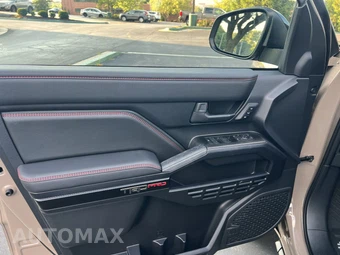 2025 Toyota 4Runner i-FORCE MAX TRD Pro - miniatura 14