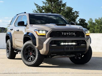 2025 Toyota 4Runner i-FORCE MAX TRD Pro - miniatura 2