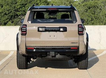 2025 Toyota 4Runner i-FORCE MAX TRD Pro - miniatura 8