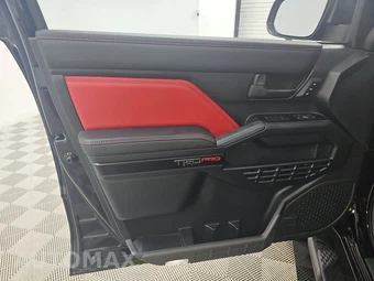 2025 Toyota 4Runner i-FORCE MAX TRD Pro - miniatura 9