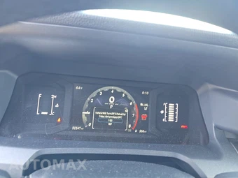 2025 Toyota 4Runner SR5 - miniatura 17