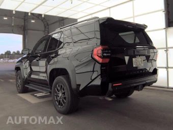 2025 Toyota 4Runner SR5 - miniatura 8