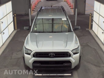 2025 Toyota 4Runner SR5 - miniatura 2