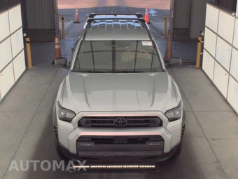 2025 Toyota 4Runner SR5 - miniatura 2