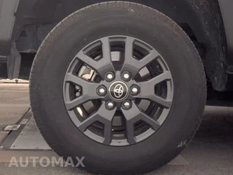 2025 Toyota 4Runner SR5 - miniatura 11