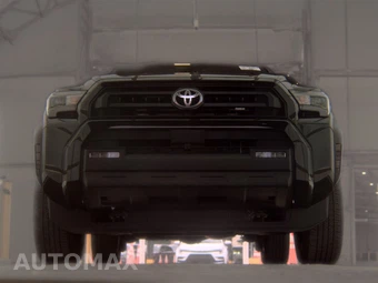 2025 Toyota 4Runner SR5 - miniatura 3