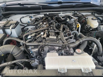 2025 Toyota 4Runner SR5 - miniatura 15