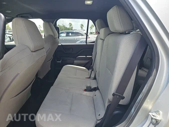 2025 Toyota 4Runner SR5 - miniatura 19