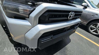 2025 Toyota 4Runner SR5 - miniatura 25