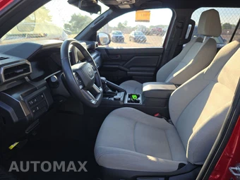 2025 Toyota 4Runner SR5 - miniatura 13