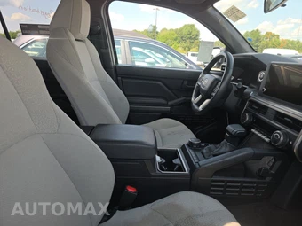 2025 Toyota 4Runner SR5 - miniatura 8