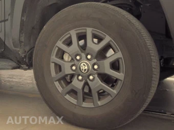 2025 Toyota 4Runner SR5 - miniatura 10