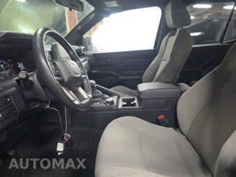 2025 Toyota 4Runner SR5 - miniatura 13