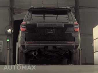 2025 Toyota 4Runner SR5 - miniatura 7