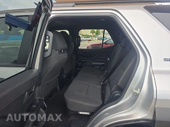 2025 Toyota 4Runner SR5 - miniatura 13
