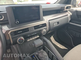 2025 Toyota 4Runner SR5 - miniatura 11