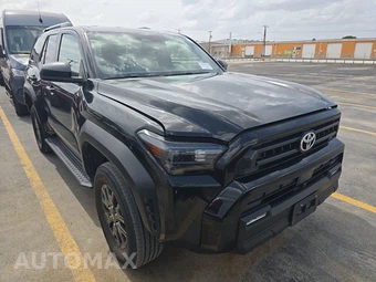 2025 Toyota 4Runner SR5 - miniatura 3