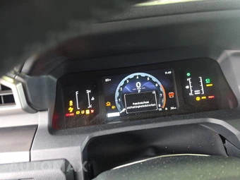 2025 Toyota 4Runner SR5 - miniatura 18