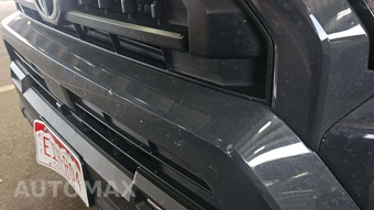 2025 Toyota 4Runner SR5 - miniatura 27