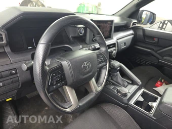 2025 Toyota 4Runner SR5 - miniatura 10