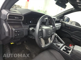 2025 Toyota 4Runner SR5 - miniatura 11