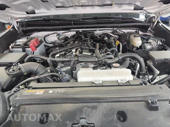 2025 Toyota 4Runner SR5 - miniatura 15