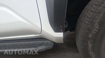 2025 Toyota 4Runner SR5 - miniatura 21