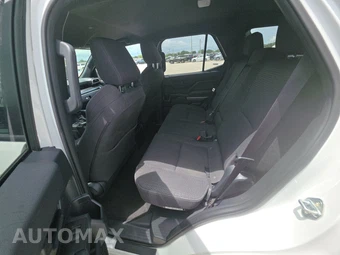 2025 Toyota 4Runner SR5 - miniatura 13