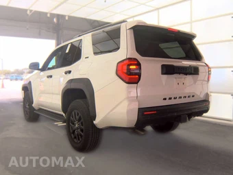 2025 Toyota 4Runner SR5 - miniatura 6