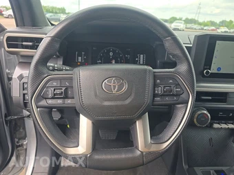 2025 Toyota 4Runner SR5 - miniatura 10