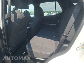 2025 Toyota 4Runner SR5 - miniatura 13